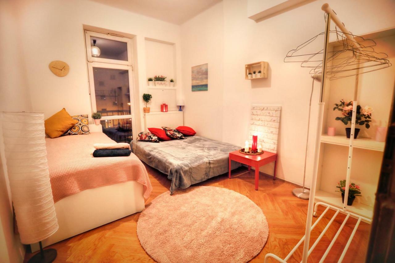 Big&Bright- Golden Apartments- Old Town クラクフ エクステリア 写真